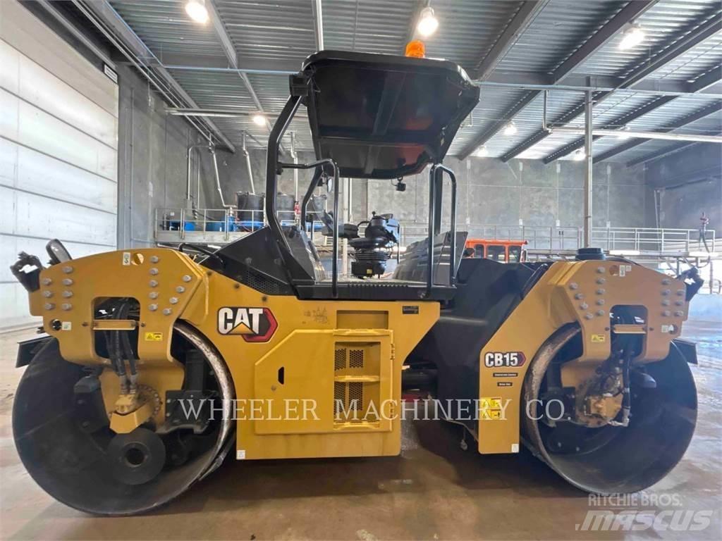 CAT CB15 CW VV Tandemwalzen