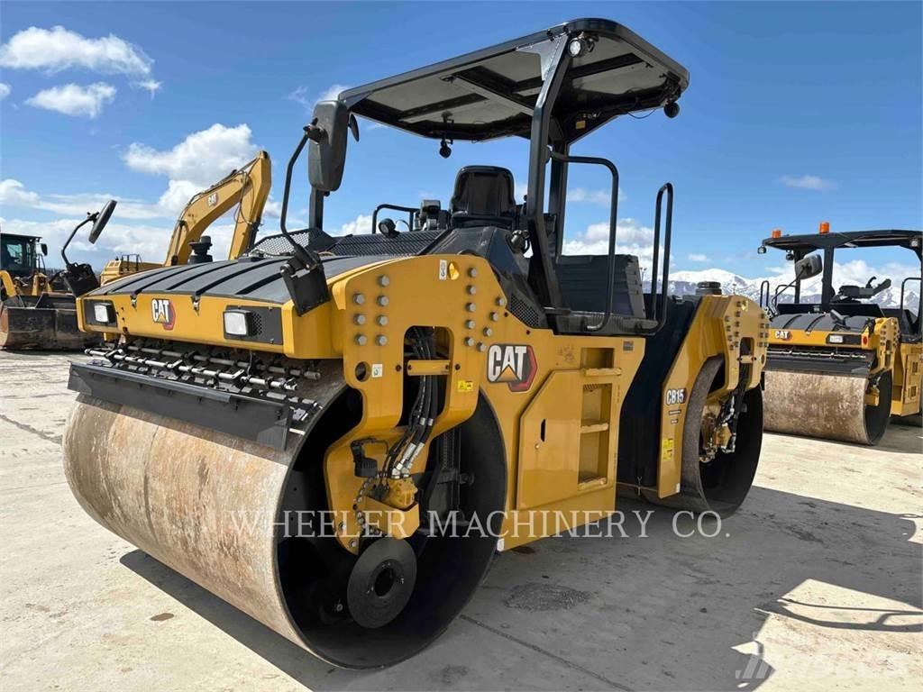 CAT CB15 CW VV Tandemwalzen