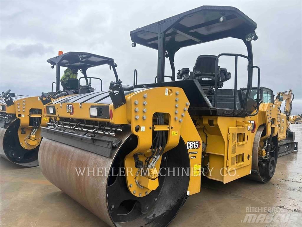 CAT CB15 CW VV Tandemwalzen