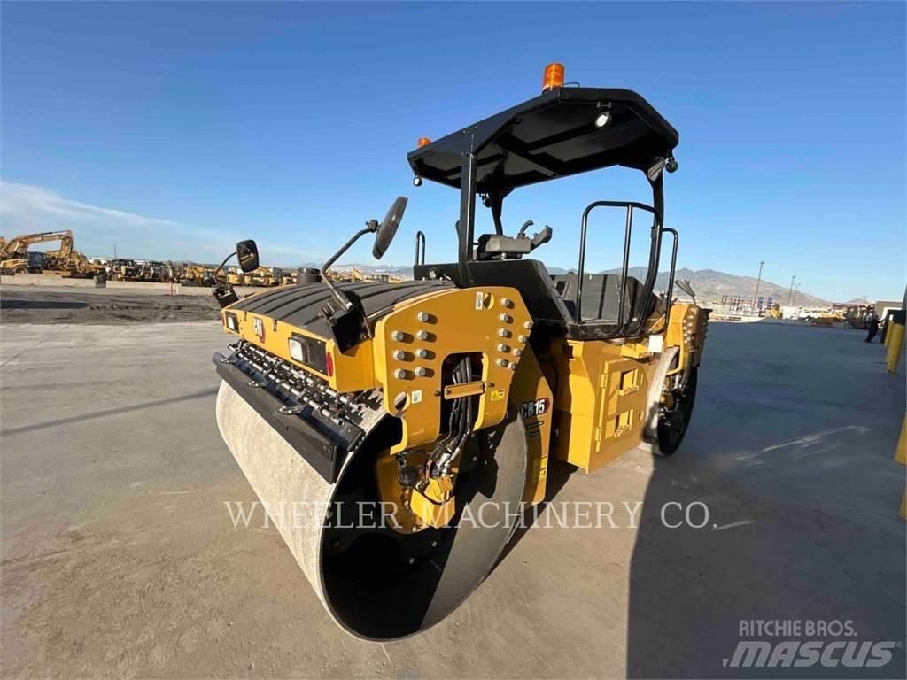 CAT CB15 CW VV Tandemwalzen