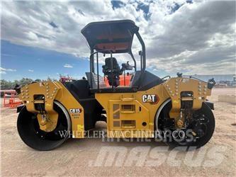 CAT CB15 CW VV Tandemwalzen
