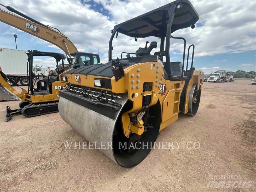 CAT CB15 CW VV Tandemwalzen