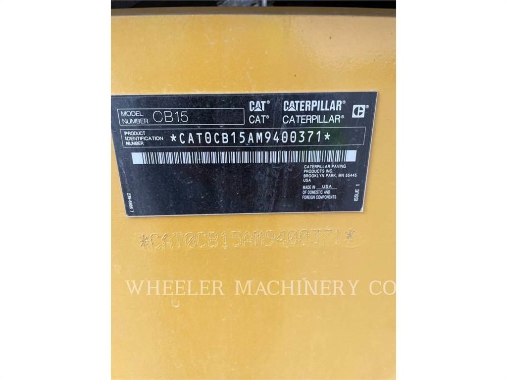 CAT CB15 VV Tandemwalzen