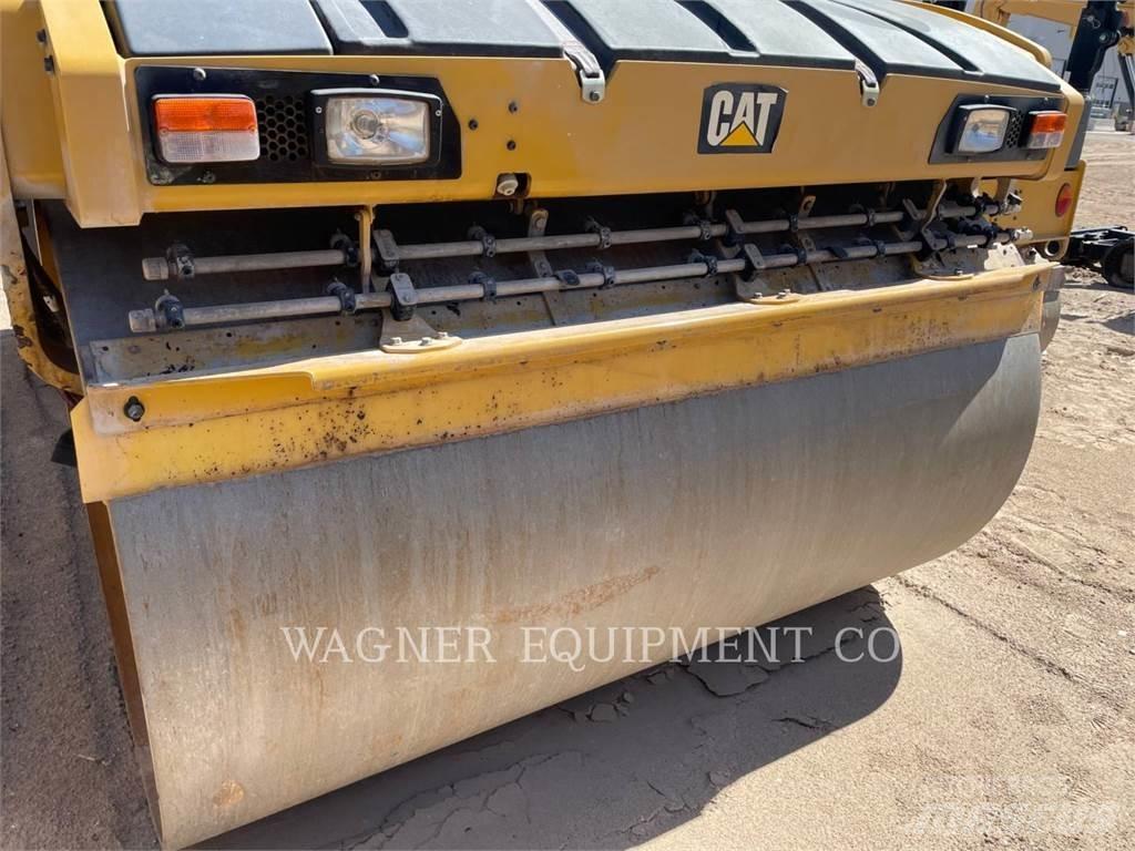 CAT CB16 Erdbauwalzen