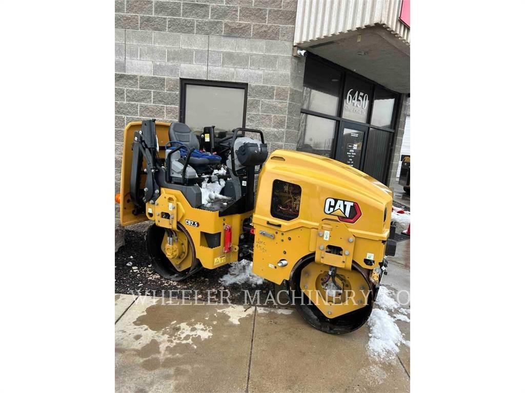 CAT CB2.5 Tandemwalzen