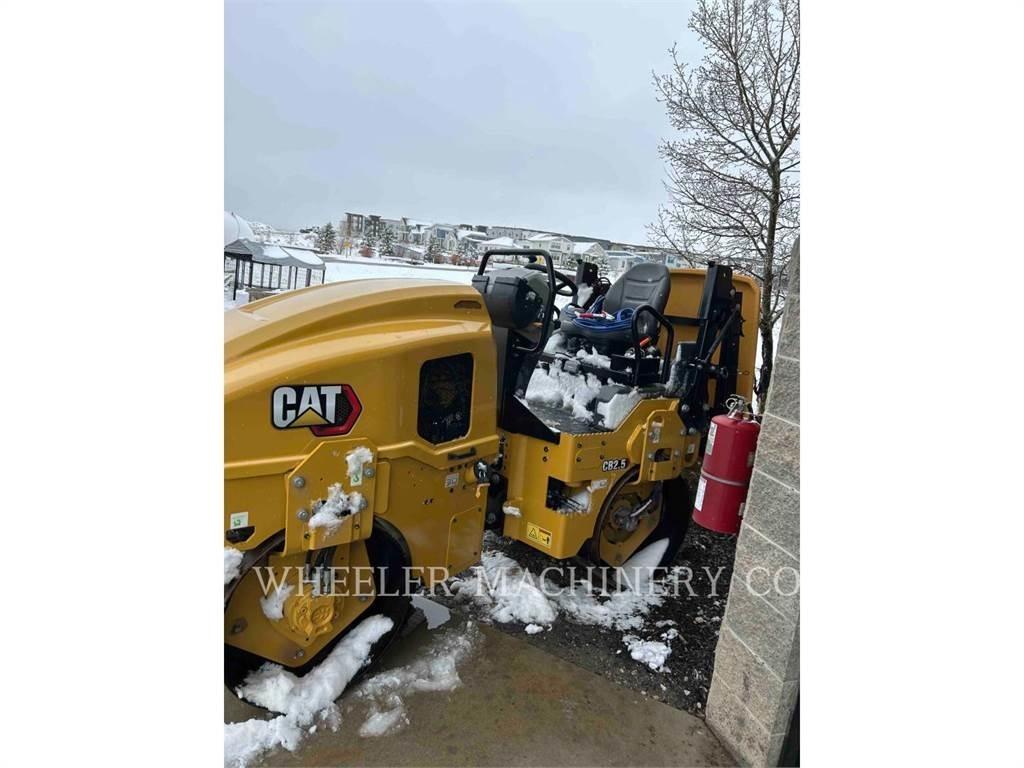 CAT CB2.5 Tandemwalzen
