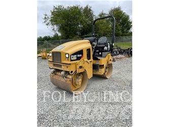 CAT CB22B Tandemwalzen