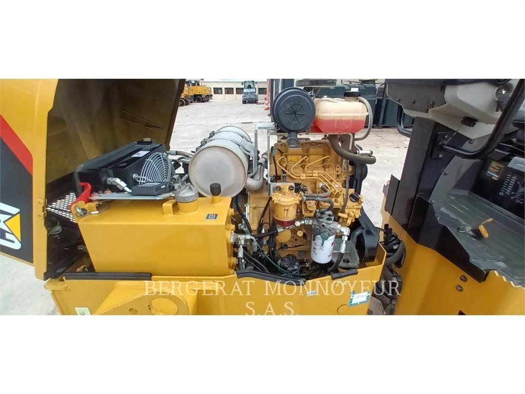 CAT CB24B Erdbauwalzen
