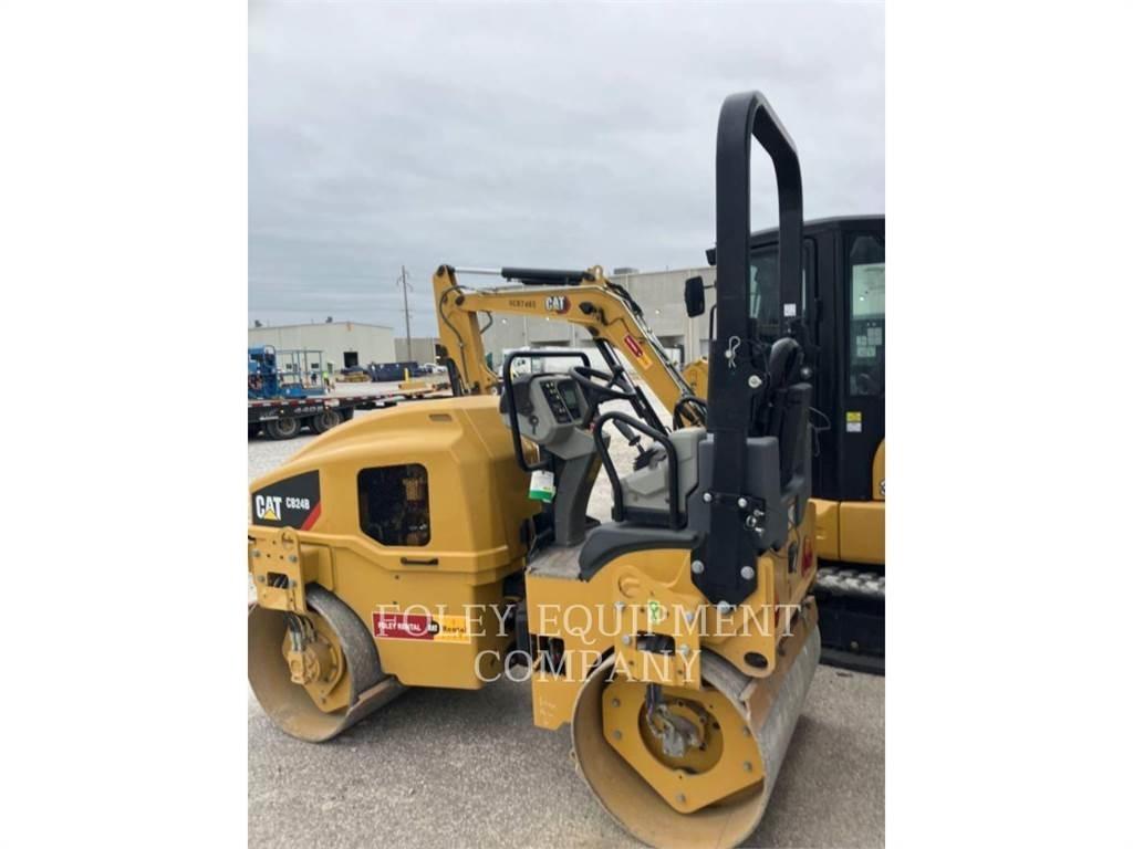 CAT CB24B Erdbauwalzen