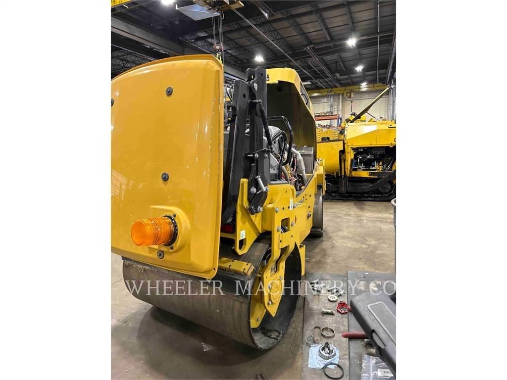 CAT CB4.0 Tandemwalzen