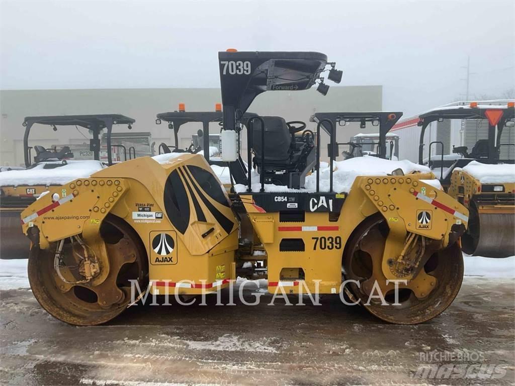 CAT CB54 XW Tandemwalzen