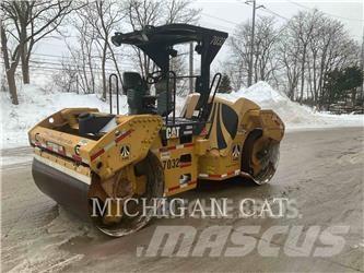 CAT CB54 XW Tandemwalzen