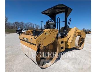 CAT CB64 Erdbauwalzen