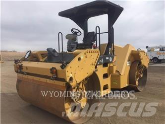 CAT CB64 Erdbauwalzen