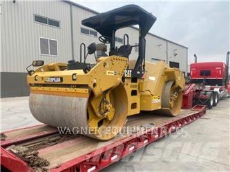 CAT CB64 Erdbauwalzen