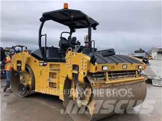 CAT CB66B CW Tandemwalzen