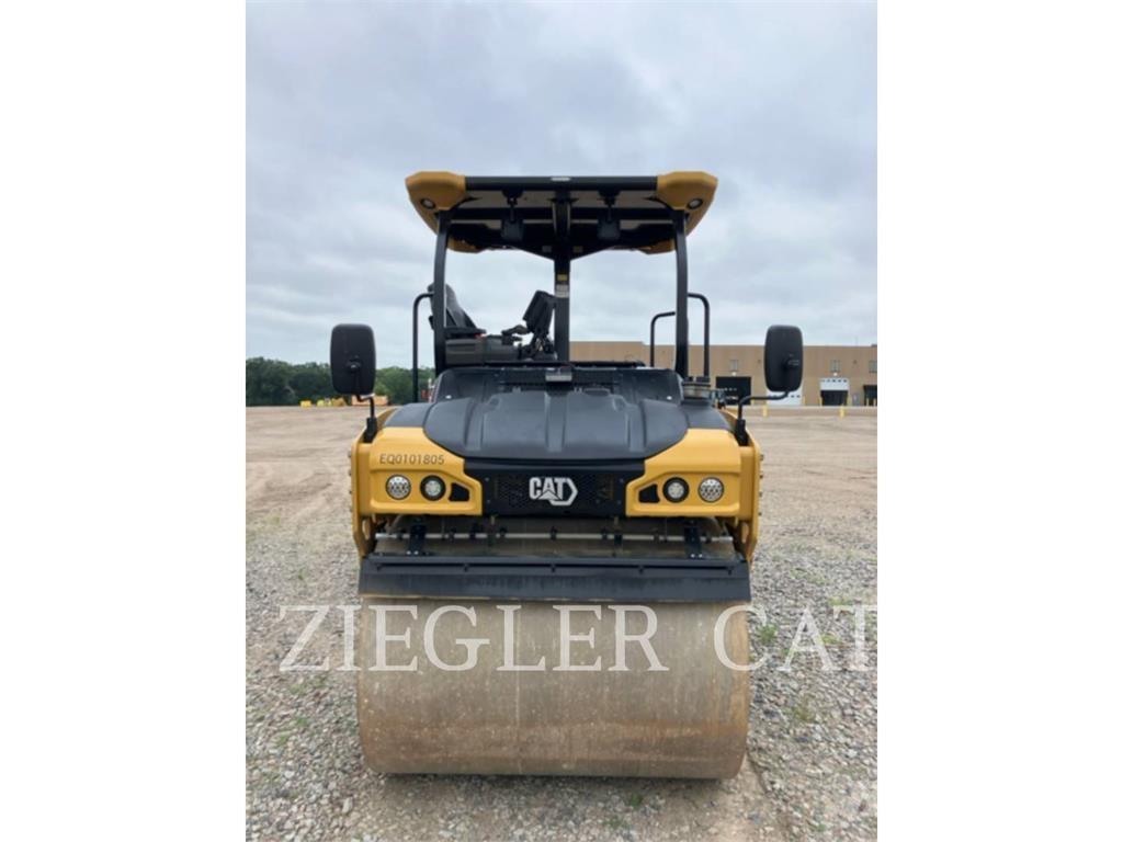 CAT CB7-02 Erdbauwalzen