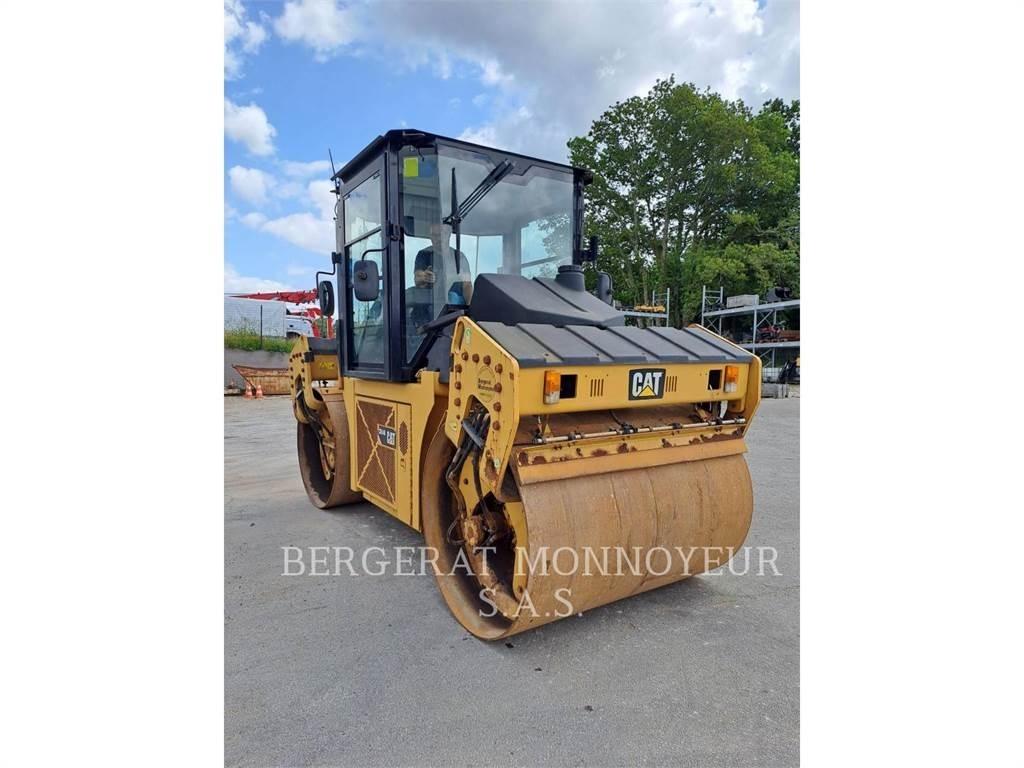 CAT CD54B Erdbauwalzen