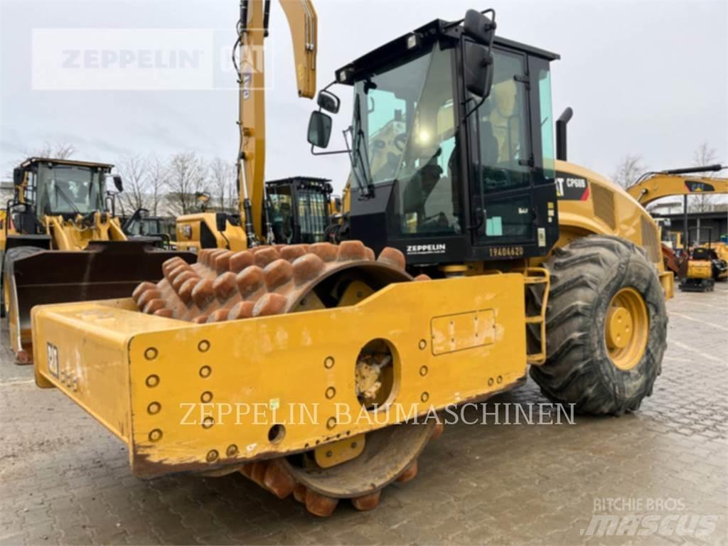 CAT CP68B Erdbauwalzen