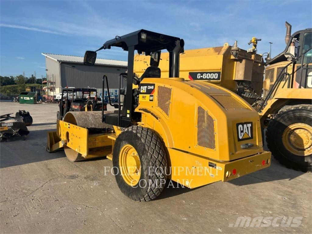 CAT CS44B Erdbauwalzen