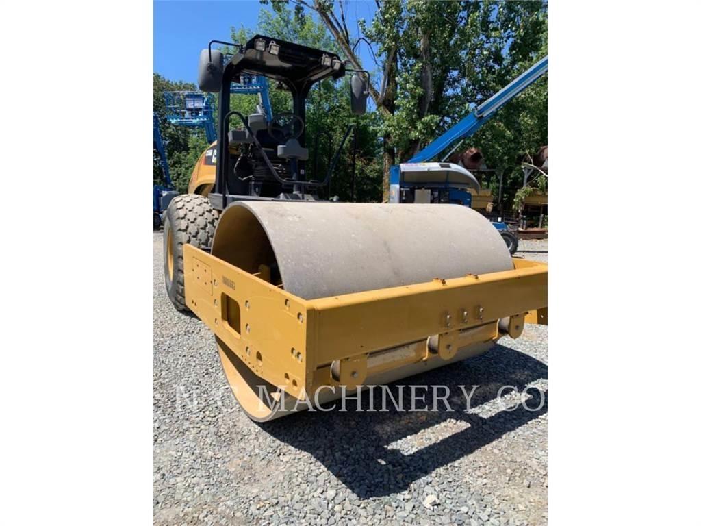 CAT CS56B Strassenfertiger