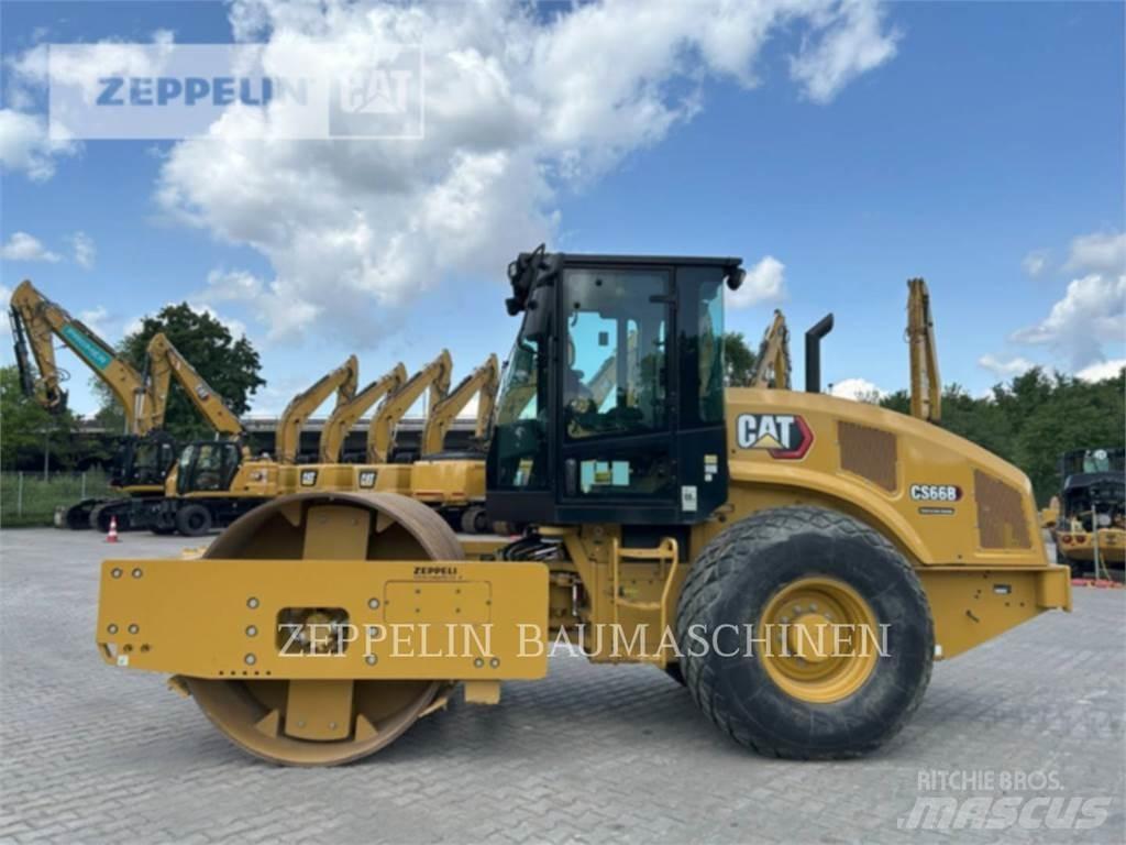 CAT CS66B Erdbauwalzen