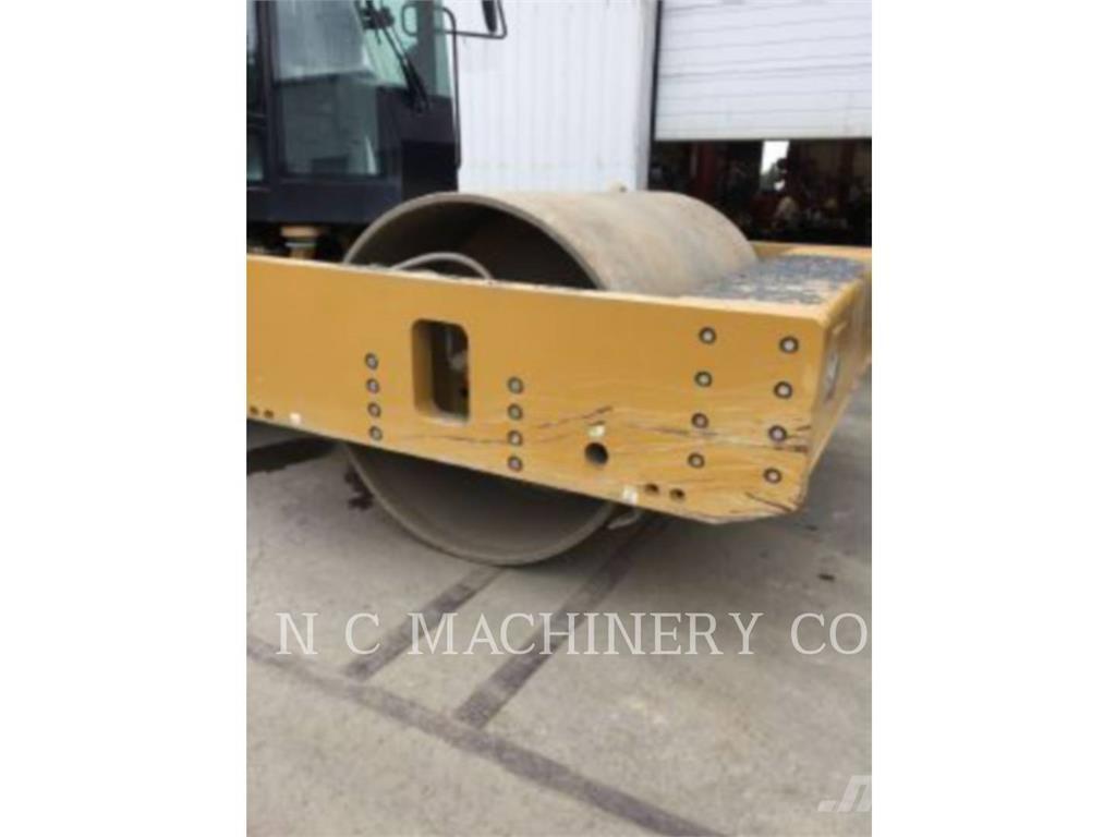 CAT CS78B Strassenfertiger