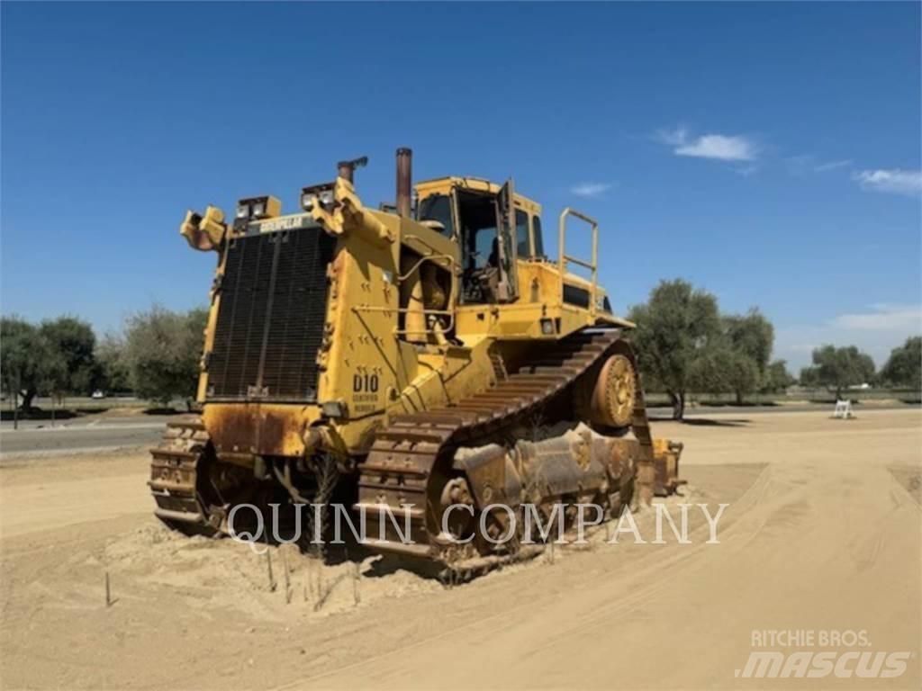 CAT D10 Bulldozer
