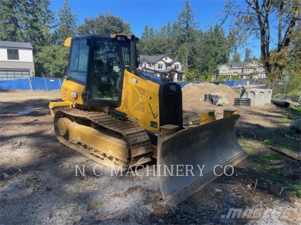 CAT D3 Bulldozer