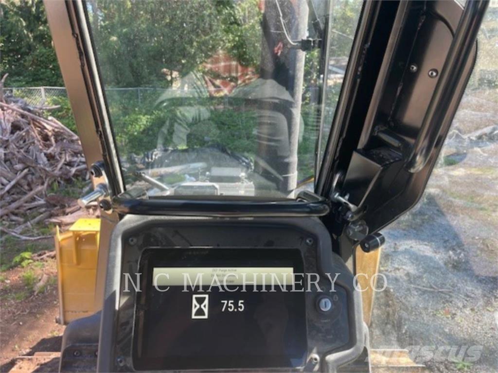 CAT D3 Bulldozer