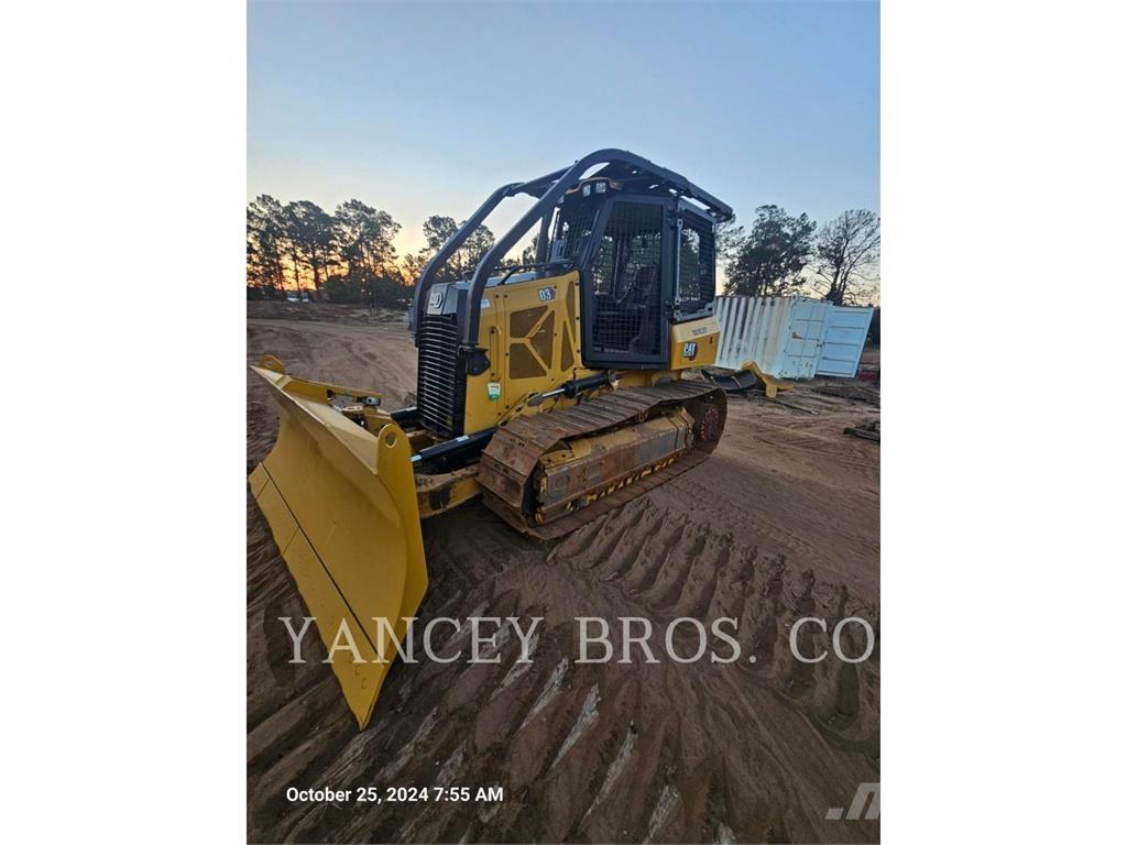 CAT D3 Bulldozer