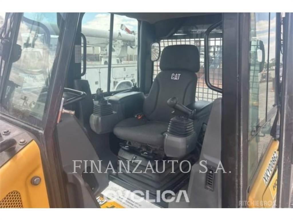 CAT D3 Bulldozer