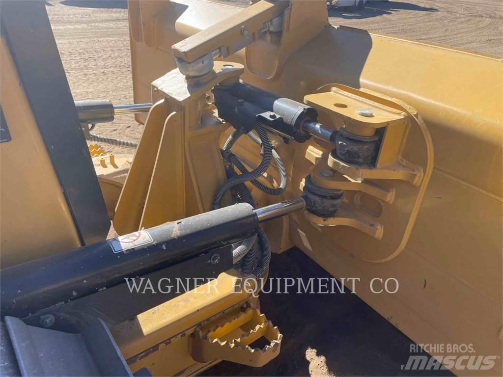 CAT D3 Bulldozer