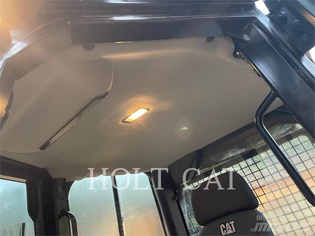 CAT D3-12LGP Bulldozer