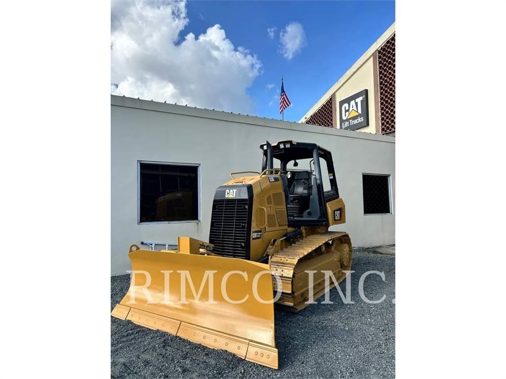CAT D3K2XL Bulldozer