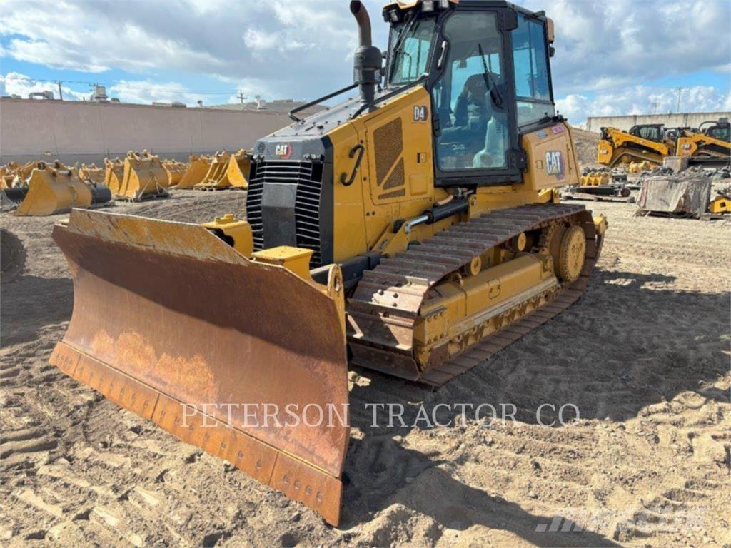 CAT D4 Bulldozer