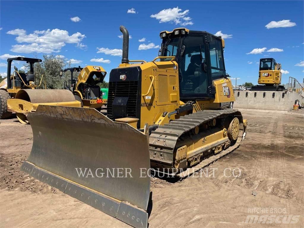 CAT D4 Bulldozer