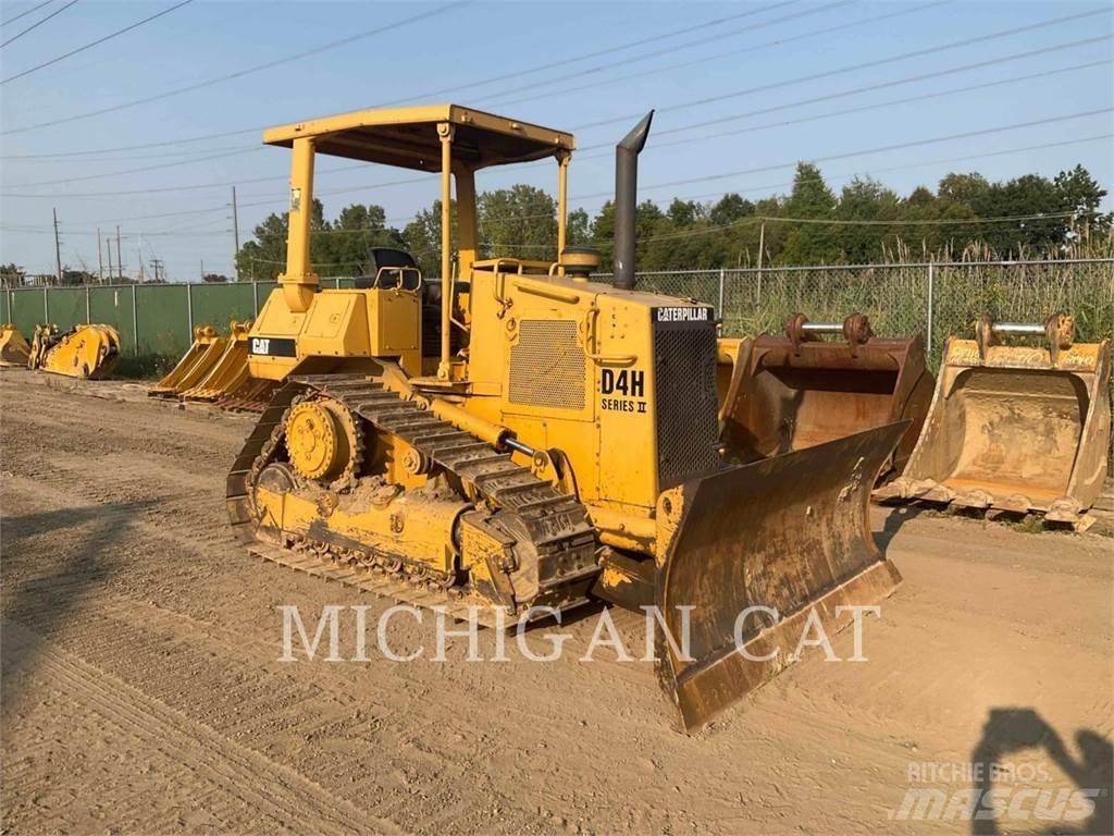 CAT D4H Bulldozer