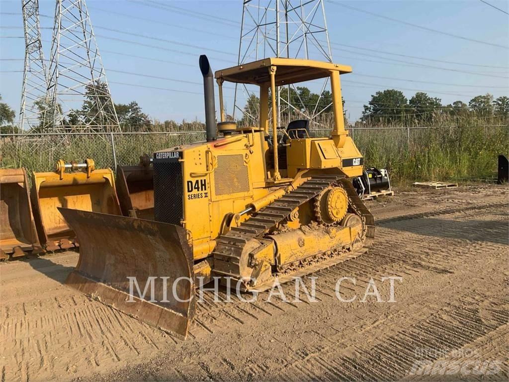 CAT D4H Bulldozer