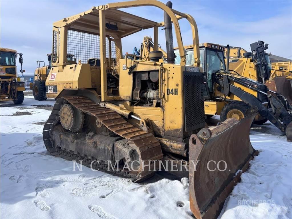 CAT D4H Bulldozer