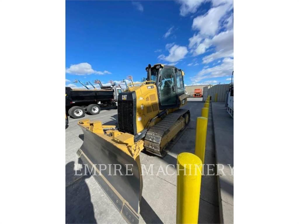 CAT D4K2 Bulldozer