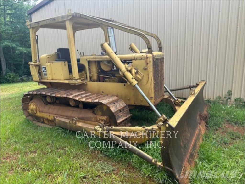 CAT D5 Bulldozer