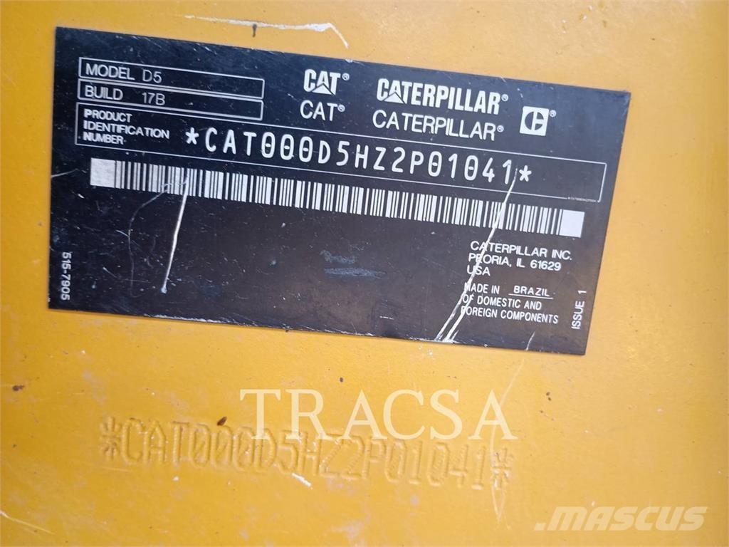 CAT D5 Bulldozer
