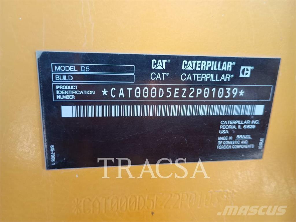 CAT D5 Bulldozer