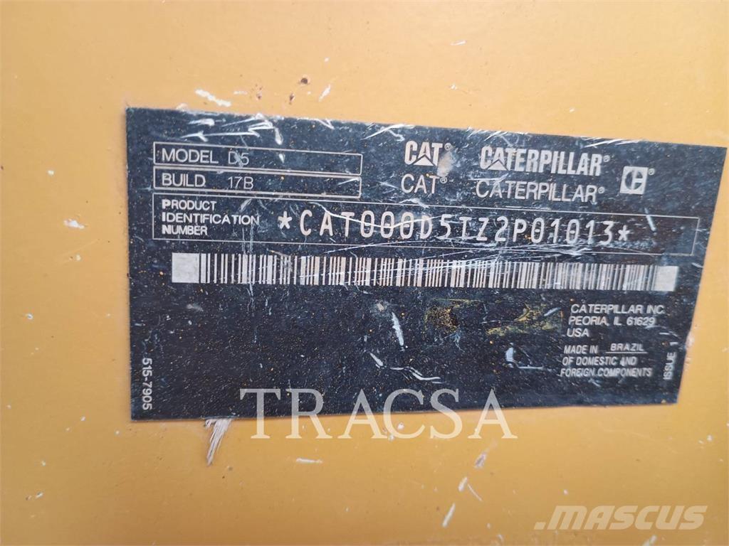 CAT D5 Bulldozer