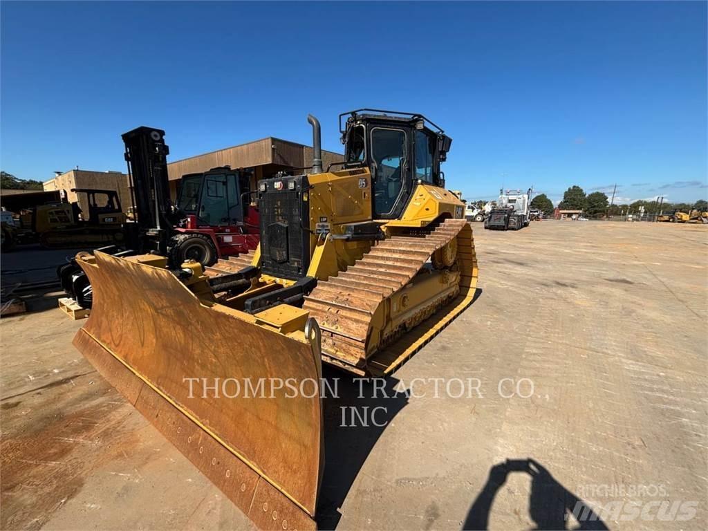 CAT D5 Bulldozer