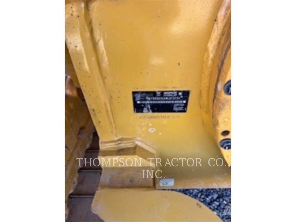 CAT D5 Bulldozer