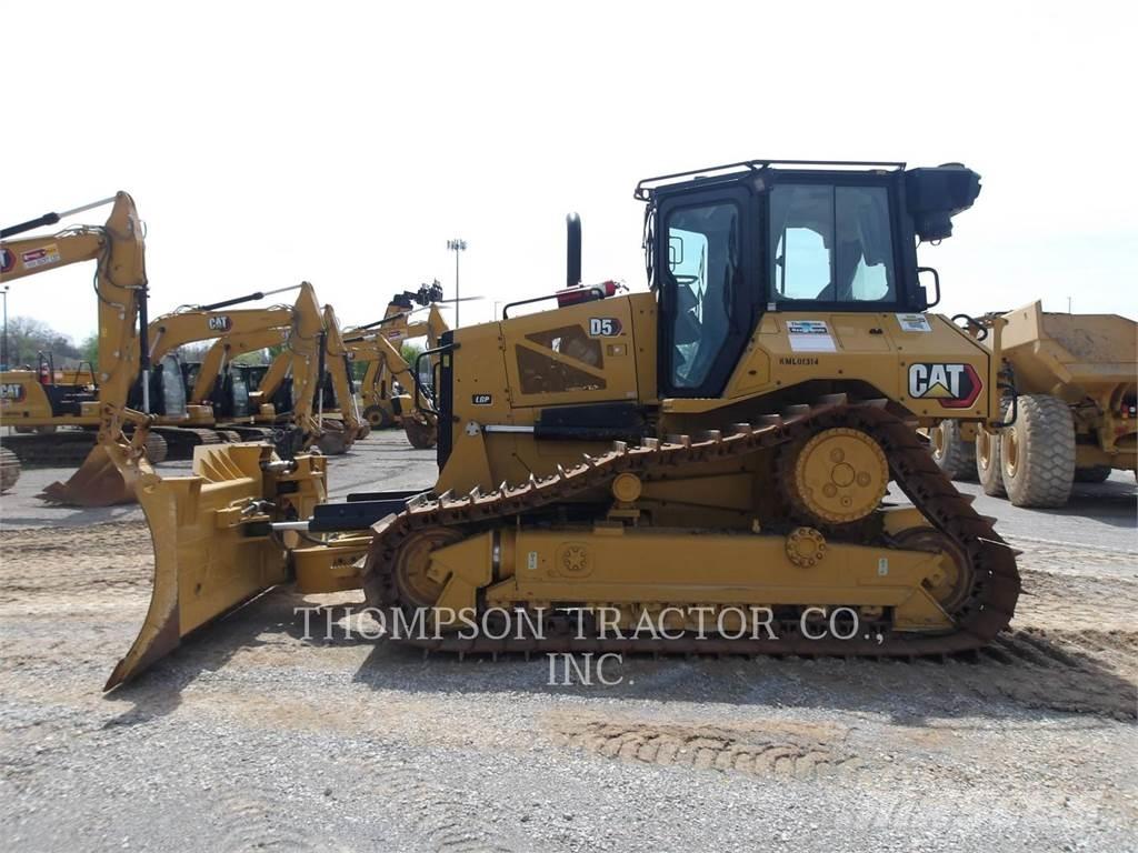 CAT D5 Bulldozer