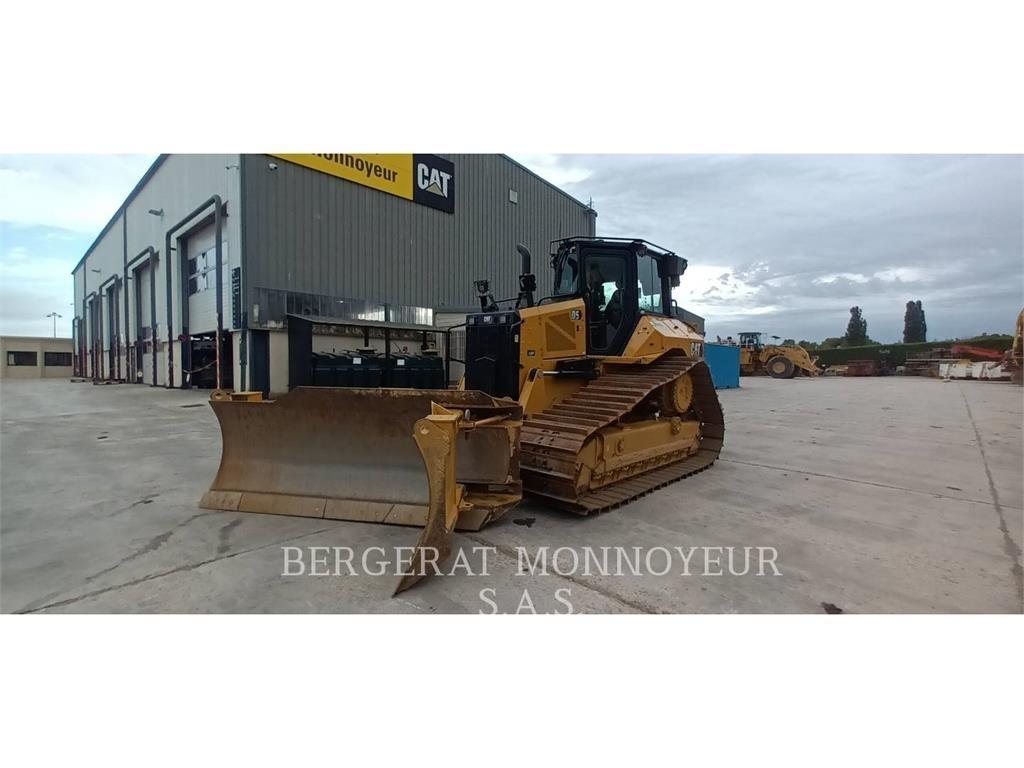 CAT D5 Bulldozer