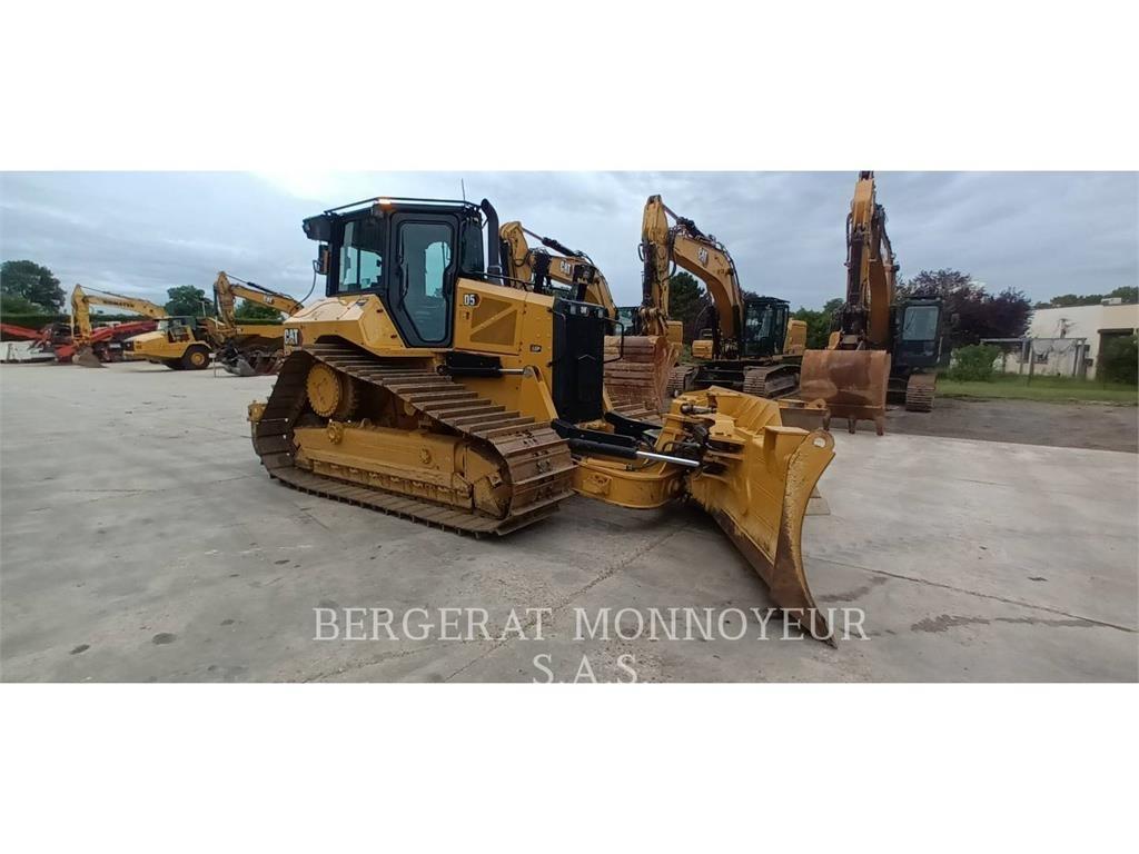 CAT D5 Bulldozer